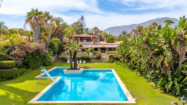 ICONIC BEACHFRONT VILLA ESTATE WITH UNMATCHED POTENTIAL IN ESTEPONA