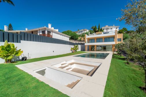 Stunning Villa for sale in La Capellania
