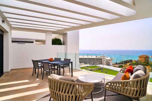 Spectacular New Development in Higuerón Beachside